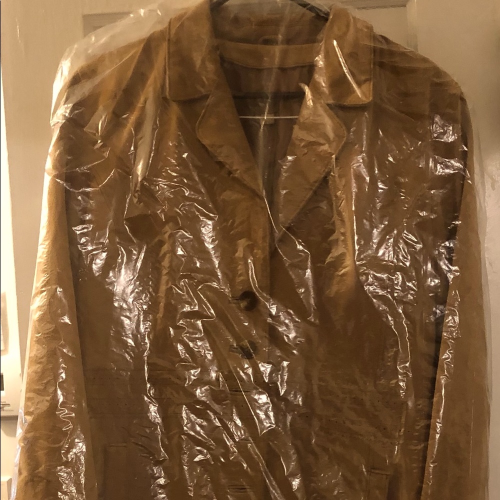 Can’t remember brand name but it’s a picture of the tag that’s inside